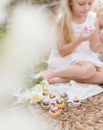 EASTER MACARON BASKETS