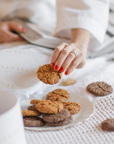 LUXURY BISCUIT HATBOX | ASSORTED BISCUIT COLLECTION