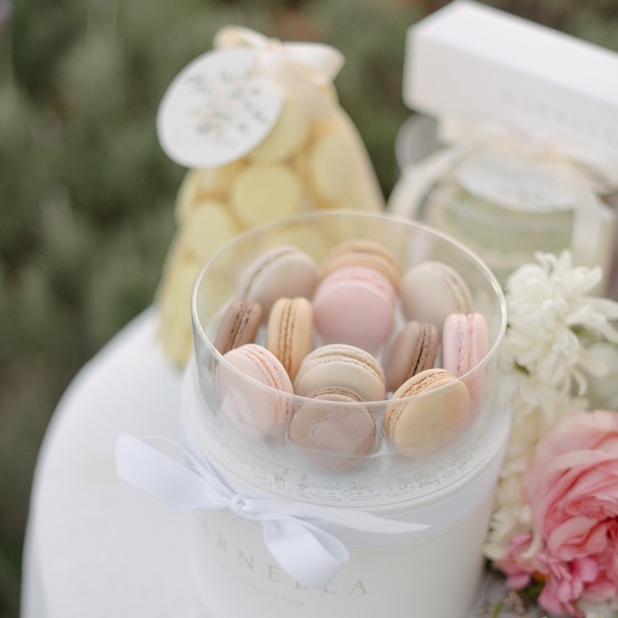 LOVE MACARON TOWER